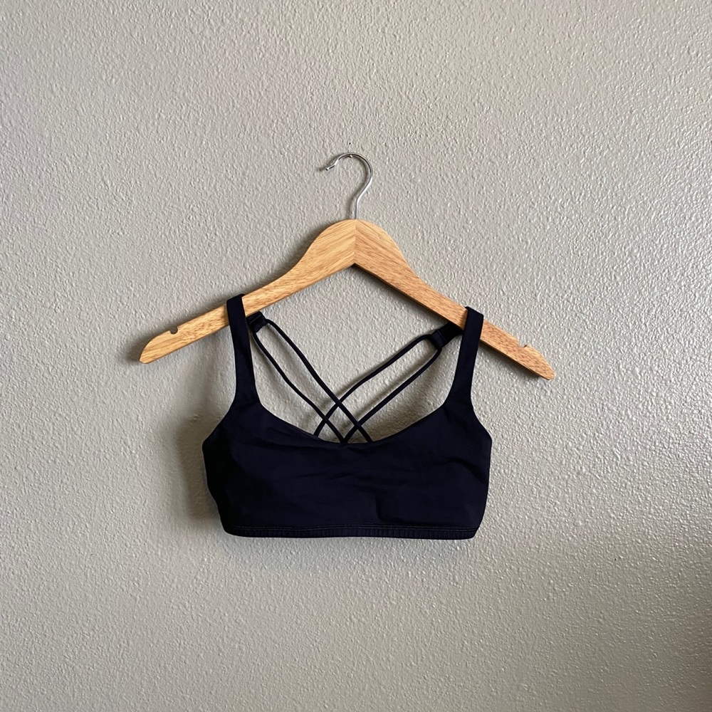 Lululemon Free To Be Bra